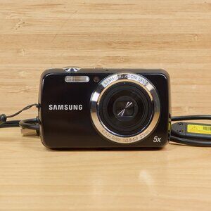 Samsung PL20 14.2MP Digital Camera, with 5x Optical Zoom, Black